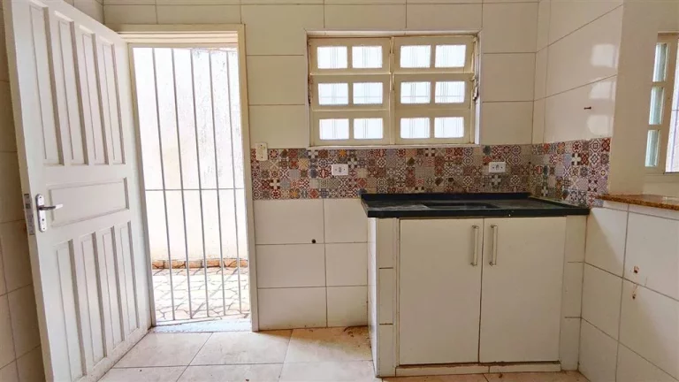 Imagem CASA COM 75 m² - MARACANÃ - PRAIA GRANDE SP