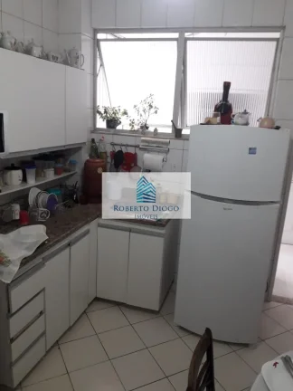 Imagem Apartamento à venda em Niterói-RJ, Icaraí: 3 quartos, 1 suíte, 1 sala, 2 banheiros, garagem e 98m² de área. Imperdível!