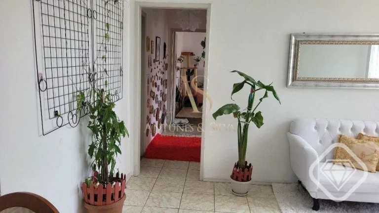 Imagem Apartamento iluminado e mobiliado, em localização prática e com infraestrutura completa.

São 2 ...