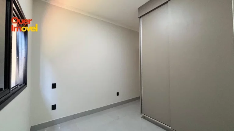 Imagem Casa de luxo em condomínio no Jardim Cybelli, Ribeirão Preto-SP: 3 quartos, 3 suites, 2 salas, 4 banheiros, 4 vagas - 152m².