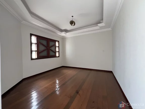 Imagem Casa à Venda no Bairro Guanabara – 4 Quartos, 2 Suítes e Área Gourmet