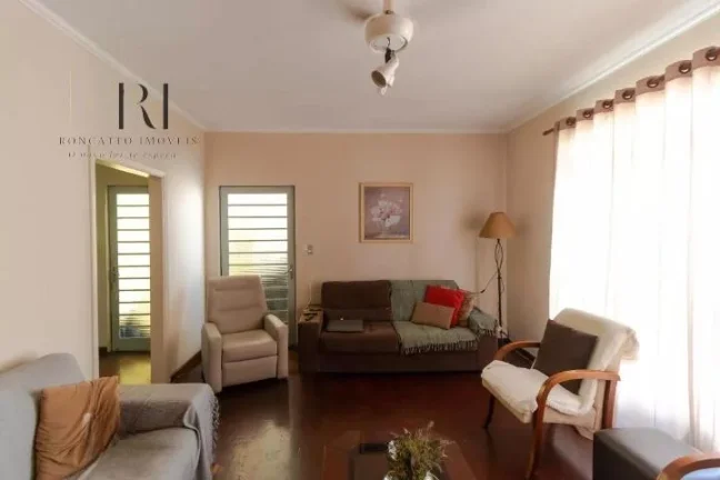 Imagem Casa com 4 quartos, 360m2, à venda