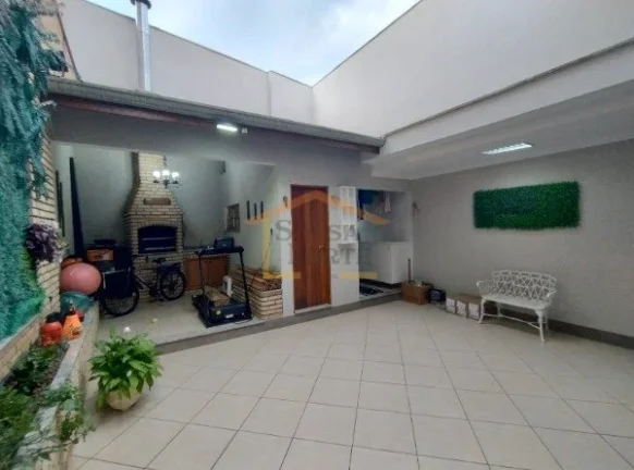Imagem PORTEIRA FECHADA!!!
Sobrado alto padrão, mobiliado, 2 dormitórios, sendo 1 suíte, living para 2 a...