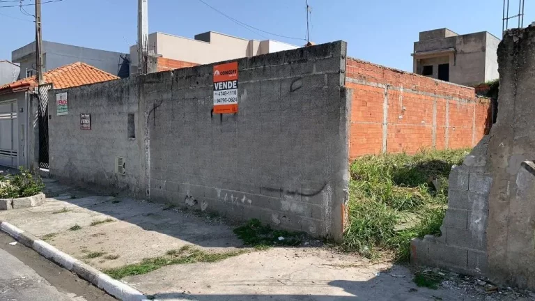 Imagem Terreno à venda, 175 m² por R$ 200.000,00 - Jardim Quaresmeira II - Suzano/SP