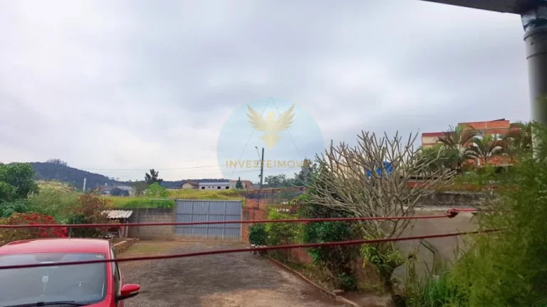 Imagem Casa com Kitnetes Independentes com Renda em Cotia