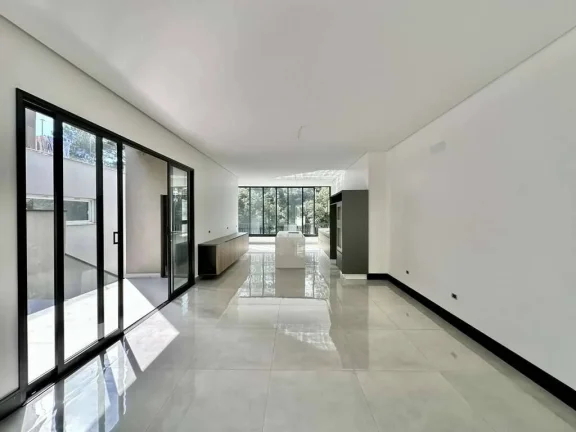 Imagem Cond. Reserva Sta. Maria - ZERO KM, 5 suítes, piscina, jacuzzi e gourmet!
