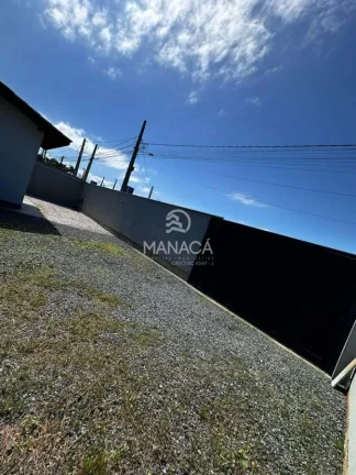 Imagem Casa com Piscina na Primeira Quadra, Barra Velha!