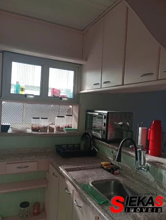 Imagem Excelente oportunidade de apartamento para locação no Caiçara, Praia Grande-SP: 1 quarto, 1 sala, 1 banheiro e 1 vaga de garagem!
