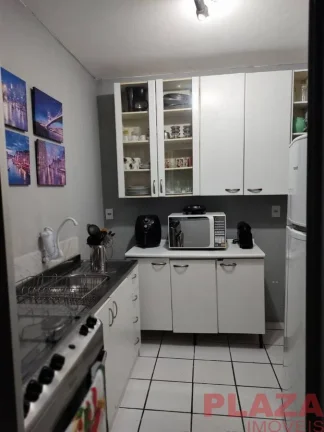 Imagem Sobrado Mobiliado em Condomínio Fechado – 2 Quartos | Área Privativa | Lazer Completo | Próx. Praia Brava e Amores | Balneário Camboriú