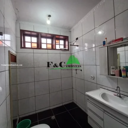 Imagem Sobrado para Venda em Limeira, Parque Hippolyto, 3 dormitórios, 2 suítes, 2 banheiros, 2 vagas