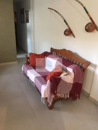 Imagem Apartamento à venda no Rio de Janeiro-RJ, bairro Camorim: 2 quartos, 1 sala, 1 banheiro, 1 vaga de garagem!