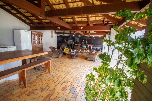 Imagem Casa frente mar à venda na praia de Bombinhas SC