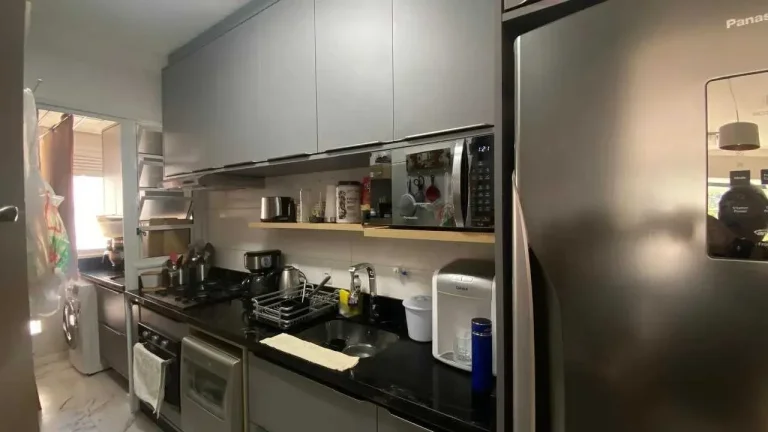Imagem Apartamento mobiliado 3 dormitórios sendo 1 suíte e 1 vaga no Bairro Itacorubi em Florianópolis/SC