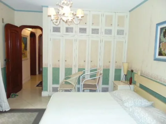 Imagem Apartamento à venda, 180 m² por R$ 800.000,00 - Pitangueiras - Guarujá/SP
