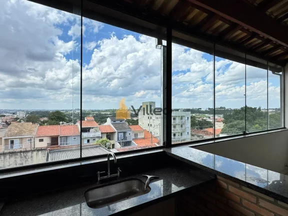 Imagem Descubra este encantador sobrado que combina versatilidade, elegância e espaço em um projeto únic...