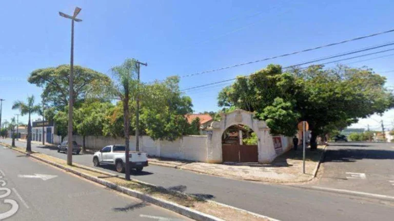 Imagem Conjunto Comercial à venda em Garça, Parque Santa Maria, 500,00m2