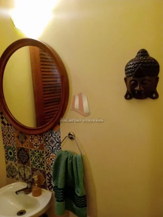 Imagem Casa Duplex à Venda c/ 2 Suítes c/ 80 m² Peró