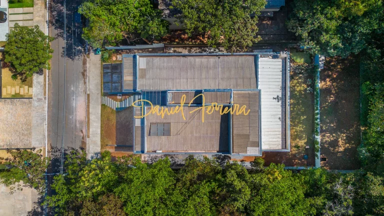 Imagem Casa com 3 suítes + escritório e 2 vagas