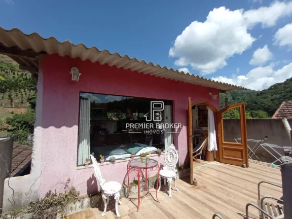 Imagem Casa à venda, 100 m² por R$ 330.000,00 - Pessegueiros - Teresópolis/RJ