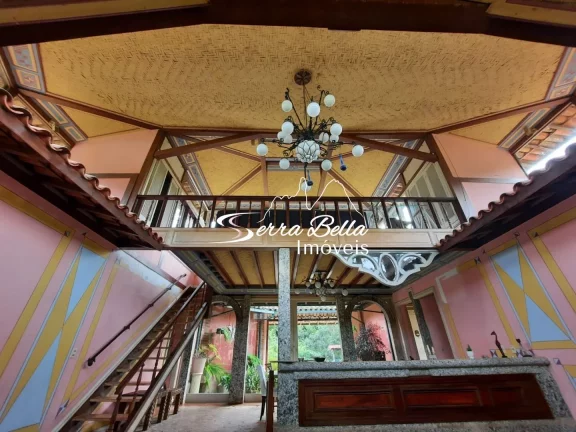 Imagem Casa com 3 dormitórios à venda, 350 m² por R$ 1.800.000,00 - Vargem Grande - Teresópolis/RJ