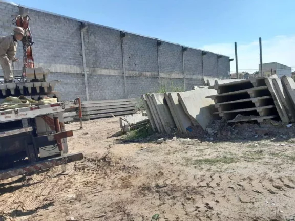 Imagem Galpão para alugar, 222 m² por R$ 8.000,02/mês - Ocian - Praia Grande/SP