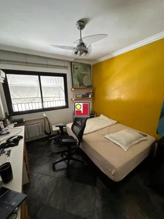 Imagem Vendo 3Q(1Ste) prédio luxuoso na Alfredo Russel, repleto armários, reformado, 2 vg, R$4.000.000, sauna, parquinho, salão festas, ginastica, cp futebol