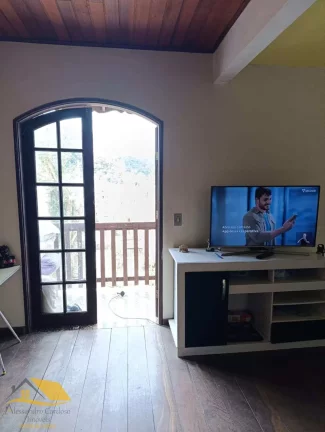 Imagem Vendo Casa em Varginha com Terreno 470 mts² e 125 mts² de Edificação