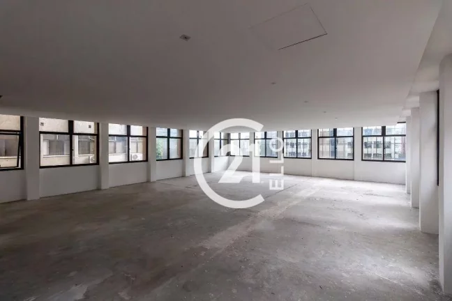 Imagem Excelente Oportunidade de Venda ou Locação de Conjunto Comercial na Vila Olímpia – 230 m²