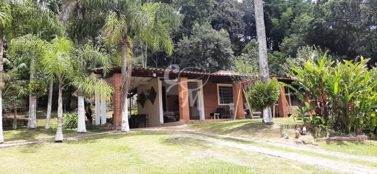 Imagem Chácara com casa Térrea e Lazer