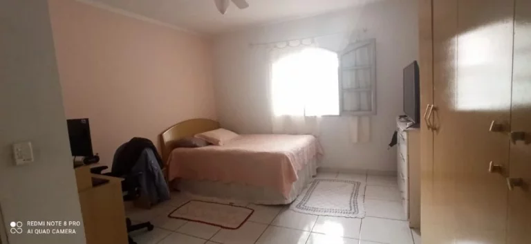 Imagem Sobrado com 4 dormitórios à venda, 245 m² por R$ 1.200.000,00 - Jardim Medina - Poá/SP
