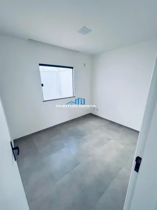 Imagem Casa para Venda em Feira de Santana, SIM, 2 dormitórios, 1 suíte, 1 banheiro, 2 vagas