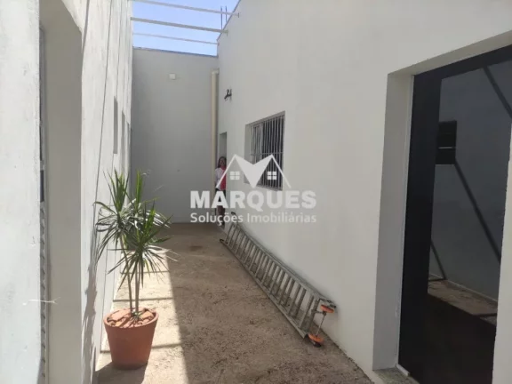Imagem Terreno de 301m² com Salão Versátil no Jardim das Figueiras