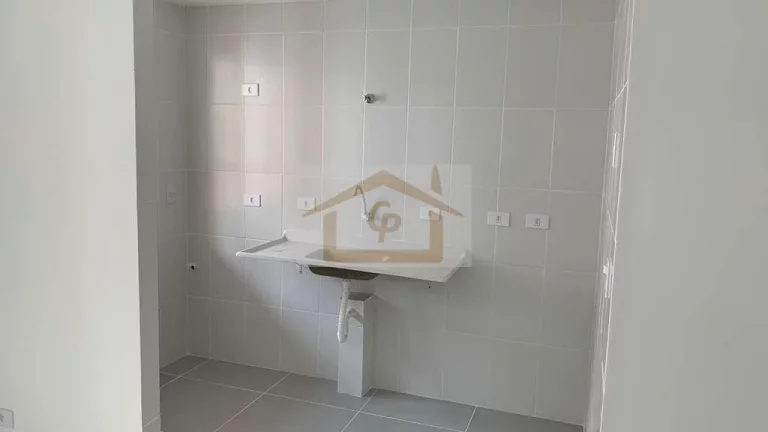 Imagem Condomínio residencial de prédios, com 260 unidades e lazer, recém entregue (2024) Elevador Sala ...