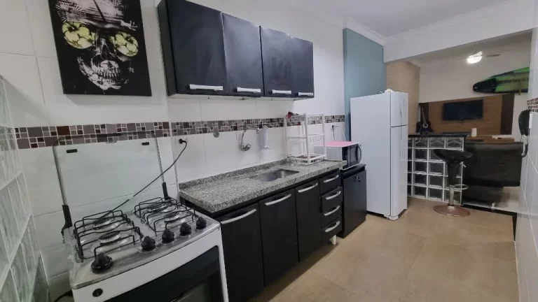 Imagem PITANGUEIRAS- LOCALIZAÇÃO ESPETACULAR , MARAVILHOSO APARTAMENTO TOTALMENTE REFORMADO E DECORADO.