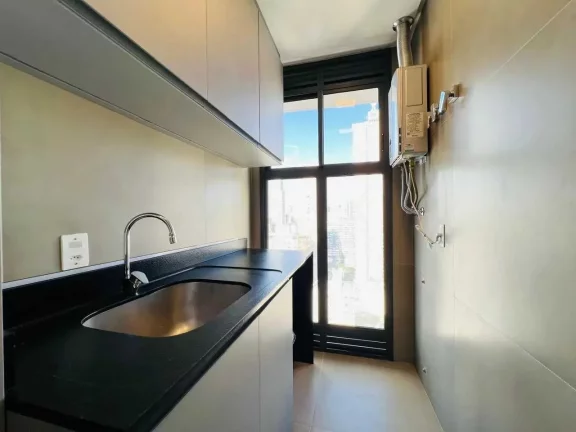 Imagem Apartamento com 3 suítes e 3 vagas de garagem em Balneário Camboriú/Sc