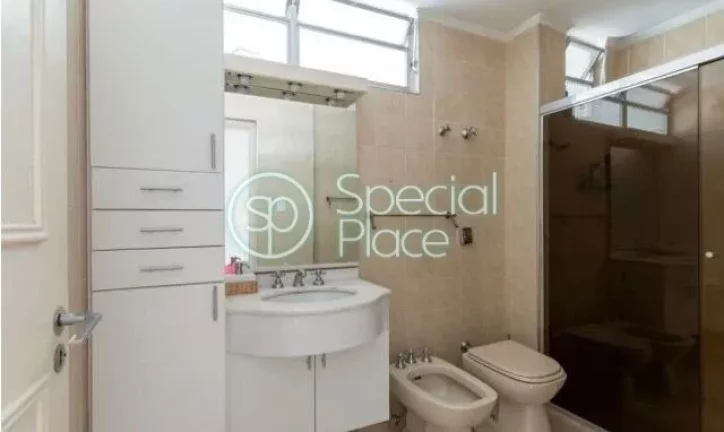 Imagem Ótimo apartamento à venda na Rua Oscar Freire no Jardim América - 92m² privativos - Andar alto c...