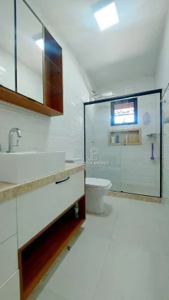 Imagem Casa à venda, 260 m² por R$ 1.000.000,00 - Pessegueiros - Teresópolis/RJ