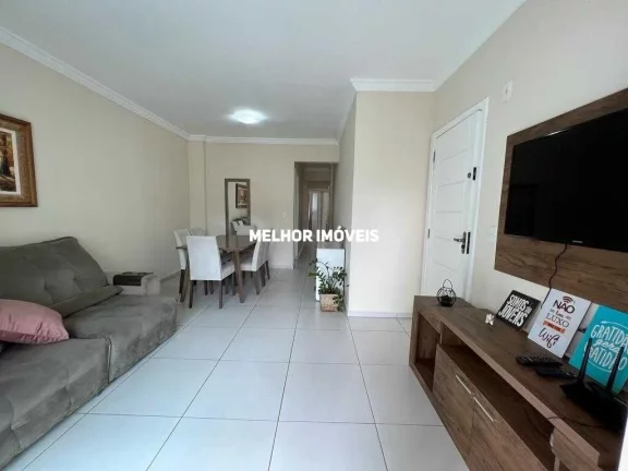 Imagem Locação Anual apartamento com 3 dormitórios sendo 1 suíte, 2 vagas de garagem localizado no Centro de Balneário Camboriú.