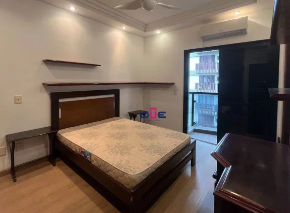 Imagem Apartamento com 3 dormitórios, 252 m² - venda por R$ 3.000.000 ou aluguel por R$ 17.419/mês - José Menino - Santos/SP