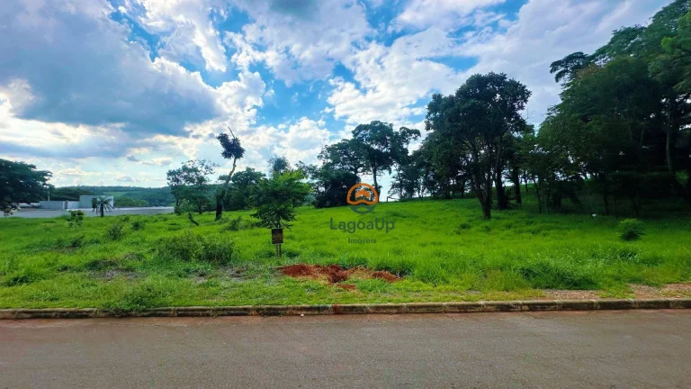 Imagem Terreno à venda, 1000 m² por R$ 290.000 - Condomínio Versailles Ville de France - Lagoa Santa/MG