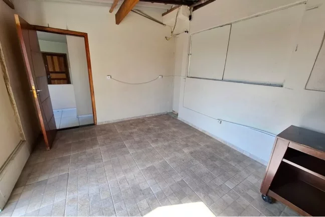 Imagem Casa para locação com 2 dormitórios, 2 banheiros e quintal por R$1.300,00 - Vila Guedes - SP
