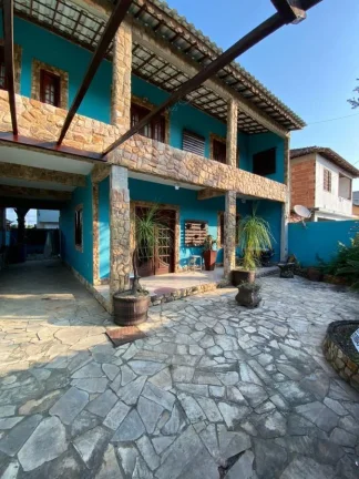 Imagem Casa em Condomínio para Venda em Itaboraí, Centro (Manilha), 4 dormitórios, 1 suíte, 3 banheiros, 3 vagas