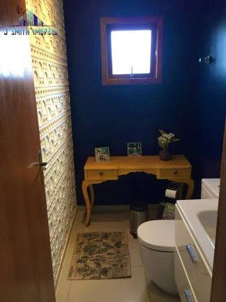 Imagem CASA FINAMENTE DECORADA, PERFEITA, 3 DORMITÓRIOS (1 SUÍTE), 4 VAGAS.