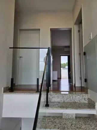 Imagem Casa com 3 dormitórios e 1 suíte - Jardim Reserva Ipanema
