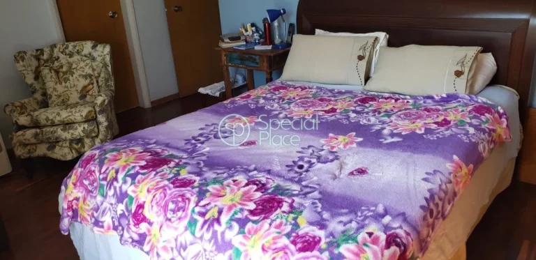 Imagem 127 metros 3 dormitórios 1 suíte dormitório de empregada e banheiro Piscina Quadra Salão de fest...