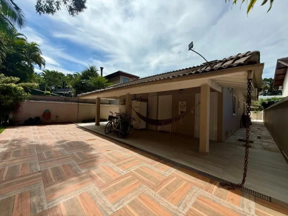 Imagem Imperdível Casa à Venda em Riviera de São Lourenço: 4 Quartos, 2 Suítes, 2 Salas, 3 Vagas de Garagem, 240m² - Riviera Módulo 22!