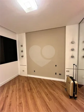 Imagem Apartamento à venda com 2 quartos, sendo 1 suíte, no condomínio London Park, São Paulo - SP