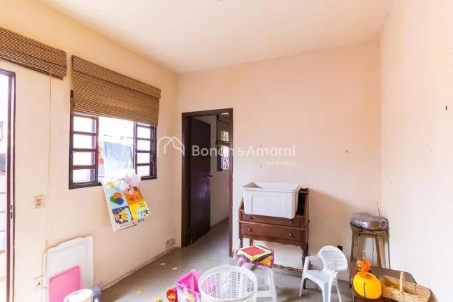 Imagem Esta incrível casa para comprar oferece 4 quartos impecáveis, proporcionando amplo espaço para fa...