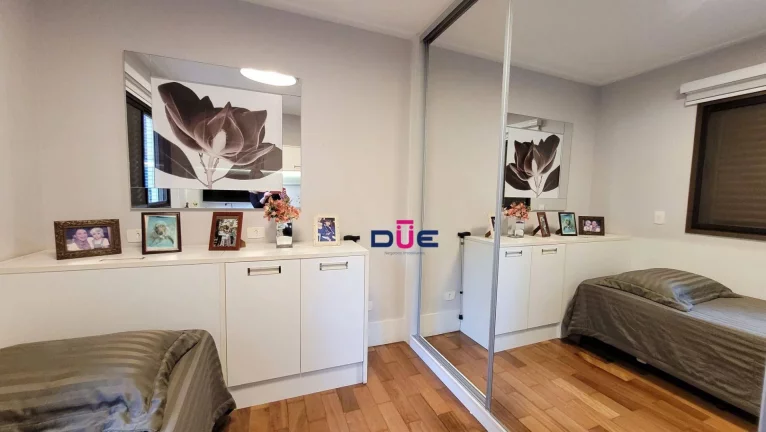 Imagem Apartamento com 4 dormitórios à venda, 214 m² por R$ 2.850.000,00 - Boqueirão - Santos/SP