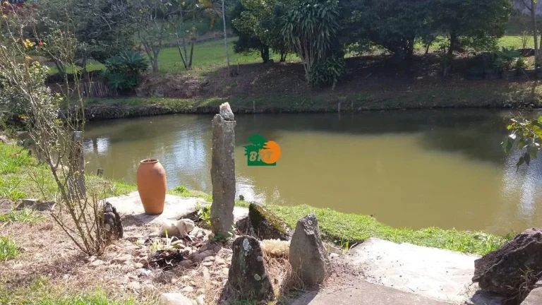 Imagem Chácara para Venda em São Roque, Loteamento Sítio Pinheiral (mailasqui), 3 dormitórios, 1 banheiro